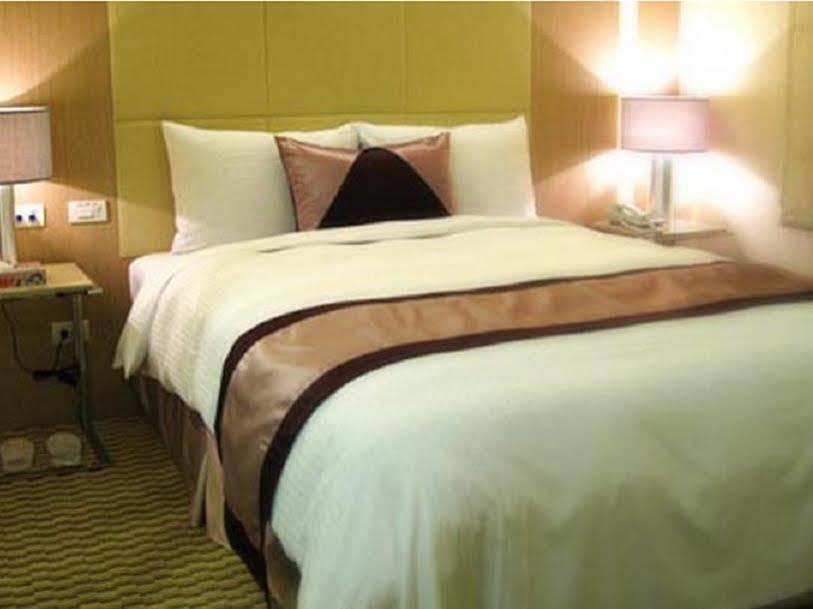 New California Hotel Tân Điếm Ngoại thất bức ảnh